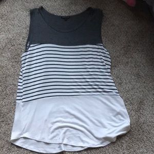 Gray extra large shirt